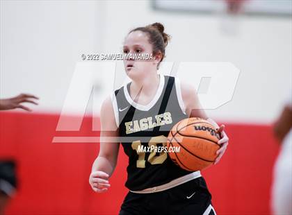 Thumbnail 3 in Oak Park vs  Hamilton (West Coast Holiday Tournament) photogallery.