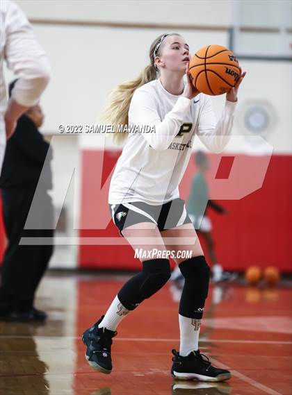 Thumbnail 3 in Oak Park vs  Hamilton (West Coast Holiday Tournament) photogallery.