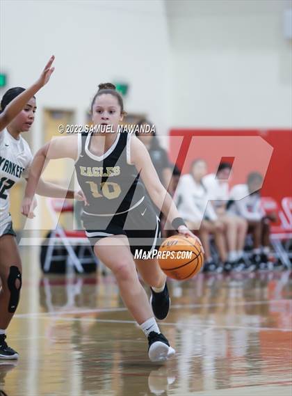 Thumbnail 1 in Oak Park vs  Hamilton (West Coast Holiday Tournament) photogallery.