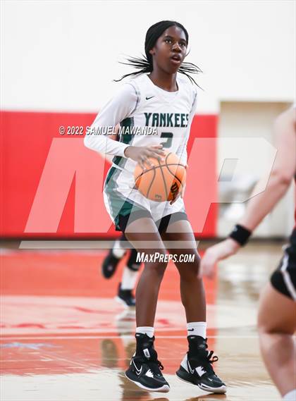 Thumbnail 1 in Oak Park vs  Hamilton (West Coast Holiday Tournament) photogallery.