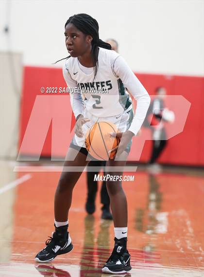 Thumbnail 3 in Oak Park vs  Hamilton (West Coast Holiday Tournament) photogallery.