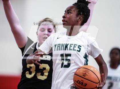 Thumbnail 1 in Oak Park vs  Hamilton (West Coast Holiday Tournament) photogallery.