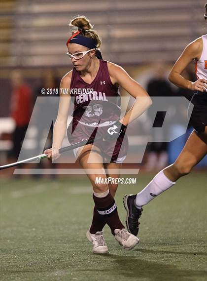 Thumbnail 2 in Palmyra vs Manheim Central (PIAA District 3 2A Semifinal) photogallery.