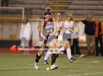 Thumbnail 3 in Palmyra vs Manheim Central (PIAA District 3 2A Semifinal) photogallery.