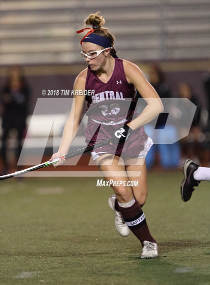 Thumbnail 3 in Palmyra vs Manheim Central (PIAA District 3 2A Semifinal) photogallery.