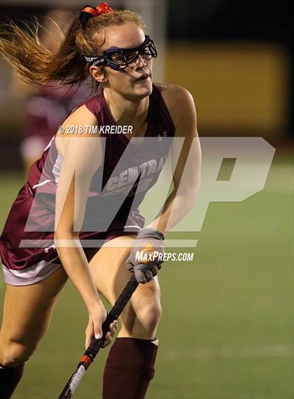 Thumbnail 3 in Palmyra vs Manheim Central (PIAA District 3 2A Semifinal) photogallery.