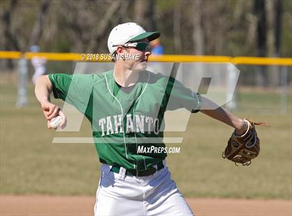 Thumbnail 3 in Maynard @ Tahanto Regional photogallery.