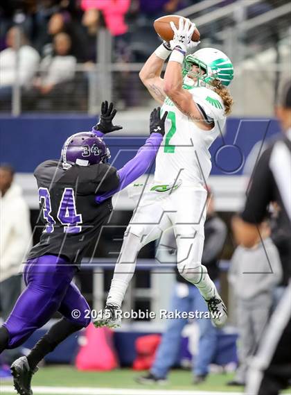 Thumbnail 2 in Lake Dallas vs. Everman (UIL 5A Quarterfinal) photogallery.
