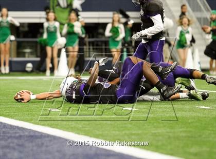 Thumbnail 2 in Lake Dallas vs. Everman (UIL 5A Quarterfinal) photogallery.