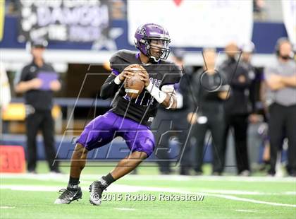 Thumbnail 2 in Lake Dallas vs. Everman (UIL 5A Quarterfinal) photogallery.