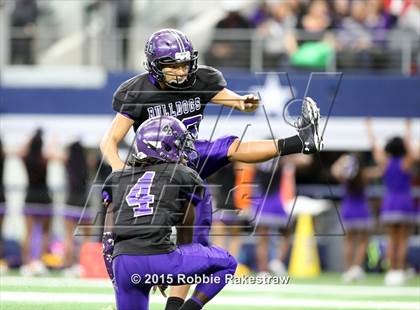 Thumbnail 3 in Lake Dallas vs. Everman (UIL 5A Quarterfinal) photogallery.