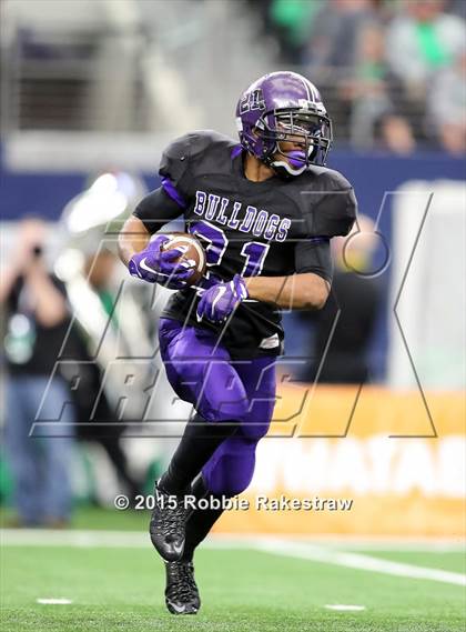 Thumbnail 2 in Lake Dallas vs. Everman (UIL 5A Quarterfinal) photogallery.