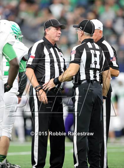Thumbnail 1 in Lake Dallas vs. Everman (UIL 5A Quarterfinal) photogallery.