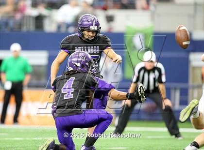 Thumbnail 3 in Lake Dallas vs. Everman (UIL 5A Quarterfinal) photogallery.