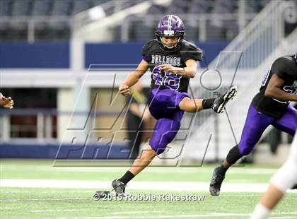 Thumbnail 2 in Lake Dallas vs. Everman (UIL 5A Quarterfinal) photogallery.