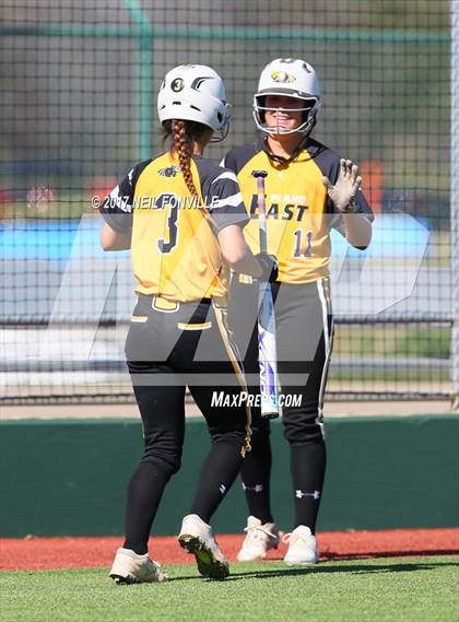 Thumbnail 3 in Plano East vs. Poteet photogallery.