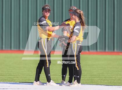Thumbnail 3 in Plano East vs. Poteet photogallery.