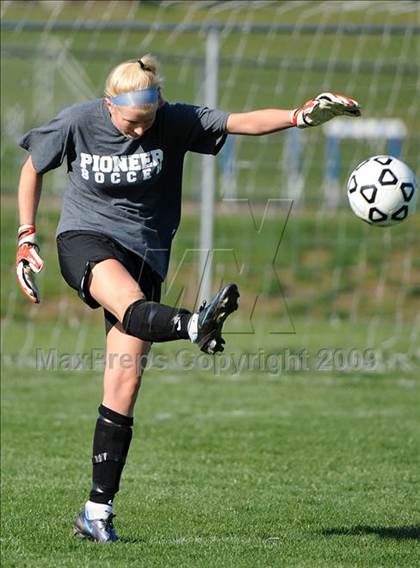 Thumbnail 1 in Lancaster Mennonite @ Lampeter Strasburg photogallery.