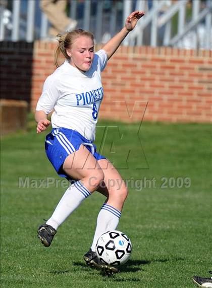 Thumbnail 1 in Lancaster Mennonite @ Lampeter Strasburg photogallery.