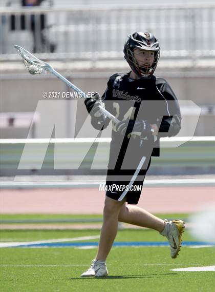 Thumbnail 2 in Whitney @ Vista del Lago photogallery.
