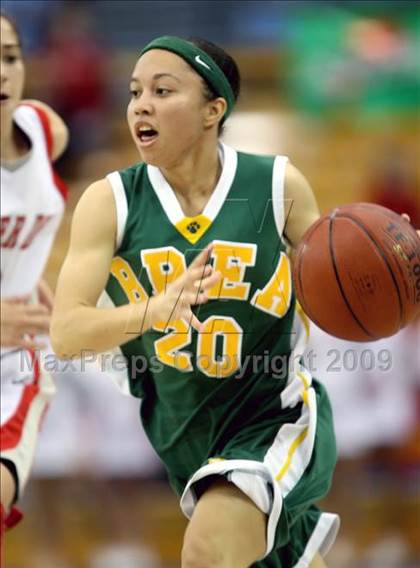 Thumbnail 3 in Brea Olinda vs. Mater Dei (CIF SoCal D2 Final) photogallery.