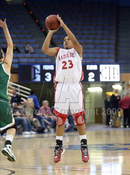 Thumbnail 2 in Brea Olinda vs. Mater Dei (CIF SoCal D2 Final) photogallery.