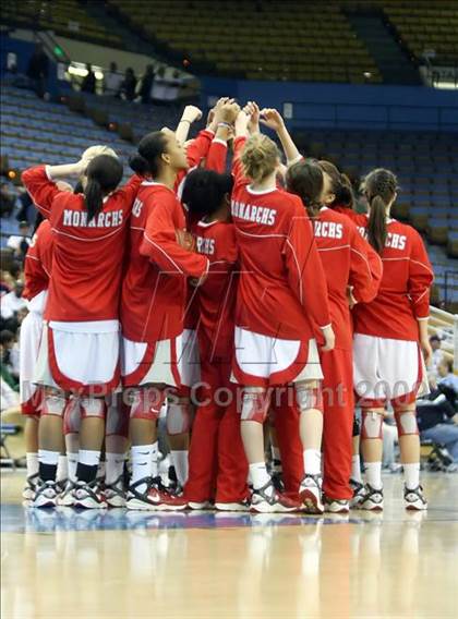 Thumbnail 2 in Brea Olinda vs. Mater Dei (CIF SoCal D2 Final) photogallery.