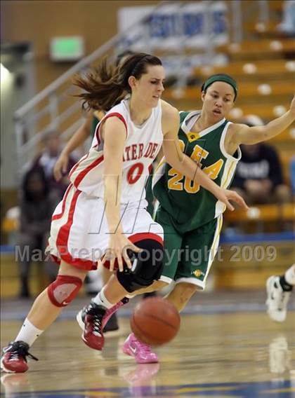 Thumbnail 1 in Brea Olinda vs. Mater Dei (CIF SoCal D2 Final) photogallery.