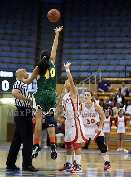 Thumbnail 3 in Brea Olinda vs. Mater Dei (CIF SoCal D2 Final) photogallery.