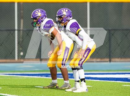 Thumbnail 3 in Marin Catholic vs. Kennedy (CIF NCS D4 Quarterfinal) photogallery.