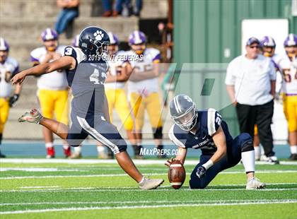 Thumbnail 3 in Marin Catholic vs. Kennedy (CIF NCS D4 Quarterfinal) photogallery.
