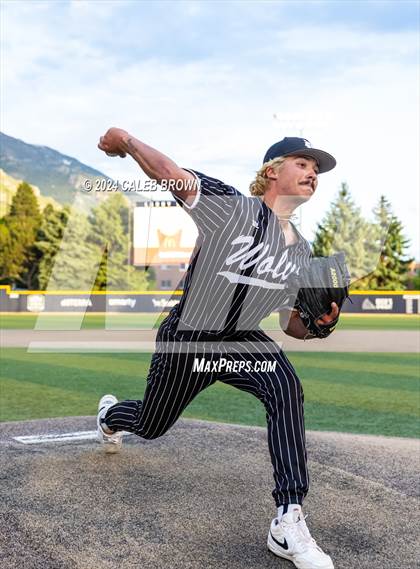 Thumbnail 1 in Lehi vs. Riverton (UHSAA 6A Bracket Play) photogallery.