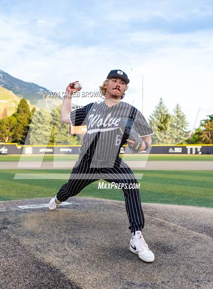 Thumbnail 2 in Lehi vs. Riverton (UHSAA 6A Bracket Play) photogallery.