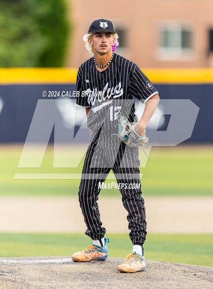 Thumbnail 1 in Lehi vs. Riverton (UHSAA 6A Bracket Play) photogallery.