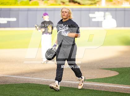 Thumbnail 2 in Lehi vs. Riverton (UHSAA 6A Bracket Play) photogallery.