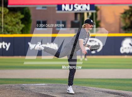 Thumbnail 2 in Lehi vs. Riverton (UHSAA 6A Bracket Play) photogallery.