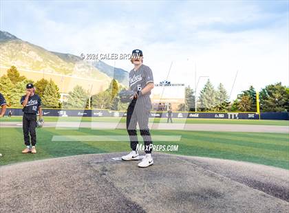 Thumbnail 3 in Lehi vs. Riverton (UHSAA 6A Bracket Play) photogallery.