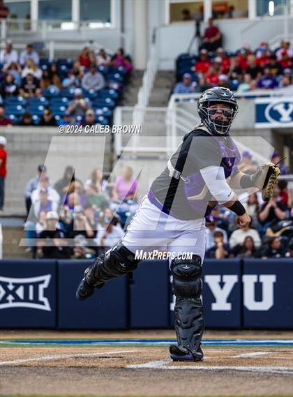 Thumbnail 1 in Lehi vs. Riverton (UHSAA 6A Bracket Play) photogallery.