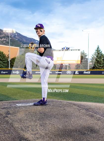 Thumbnail 1 in Lehi vs. Riverton (UHSAA 6A Bracket Play) photogallery.