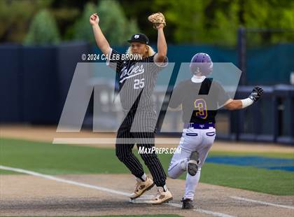 Thumbnail 3 in Lehi vs. Riverton (UHSAA 6A Bracket Play) photogallery.