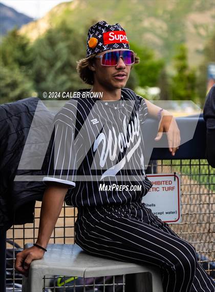 Thumbnail 2 in Lehi vs. Riverton (UHSAA 6A Bracket Play) photogallery.