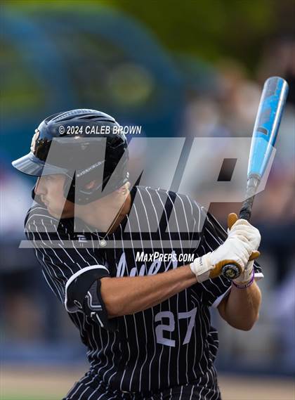 Thumbnail 3 in Lehi vs. Riverton (UHSAA 6A Bracket Play) photogallery.
