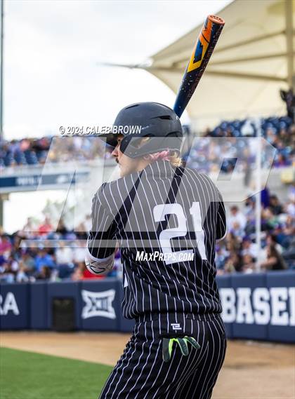 Thumbnail 3 in Lehi vs. Riverton (UHSAA 6A Bracket Play) photogallery.