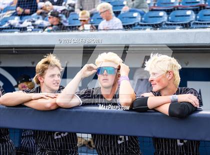 Thumbnail 2 in Lehi vs. Riverton (UHSAA 6A Bracket Play) photogallery.