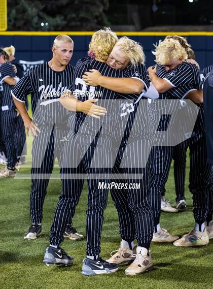 Thumbnail 2 in Lehi vs. Riverton (UHSAA 6A Bracket Play) photogallery.