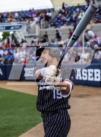 Thumbnail 1 in Lehi vs. Riverton (UHSAA 6A Bracket Play) photogallery.