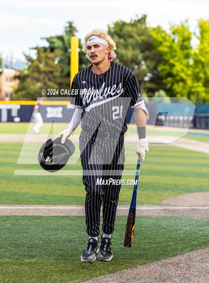 Thumbnail 1 in Lehi vs. Riverton (UHSAA 6A Bracket Play) photogallery.