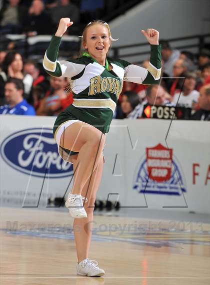 Thumbnail 2 in Royal vs. Tustin (CIF SS DIV 3AA Final) photogallery.