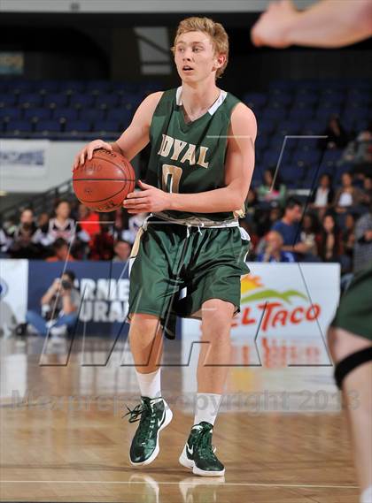 Thumbnail 1 in Royal vs. Tustin (CIF SS DIV 3AA Final) photogallery.