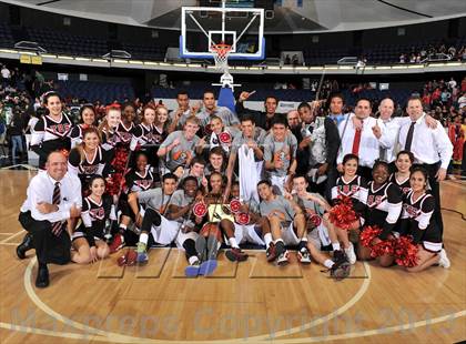 Thumbnail 3 in Royal vs. Tustin (CIF SS DIV 3AA Final) photogallery.